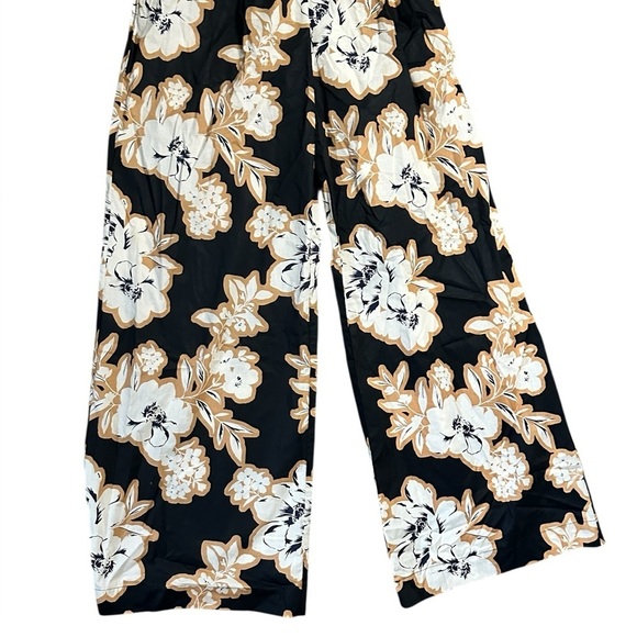 Evereve Miley ribbed bodice wide leg black floral Jumpsuit size M - Picture 4 of 6